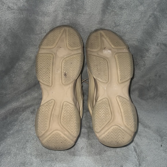 Designer sneakers - Picture 4 of 6